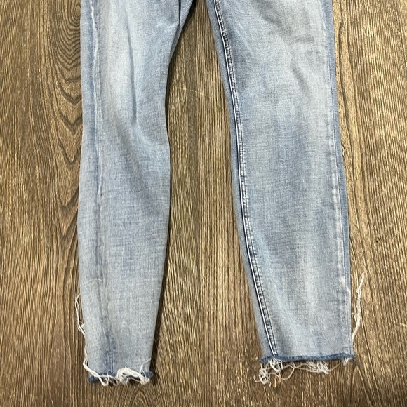 PISTOLA Arielle Skinny Scissor Cut Hem Jeans Mid Rise Light Wash Blue Size 29 - Picture 2 of 11